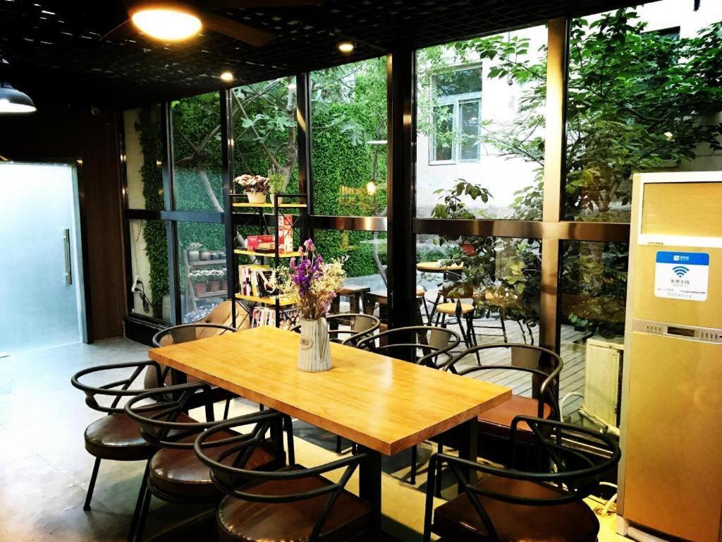 Lantian Garden Hostel Циндао Екстериор снимка