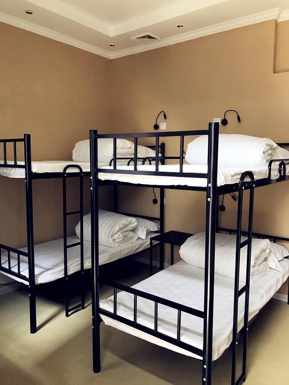 Lantian Garden Hostel Циндао Екстериор снимка