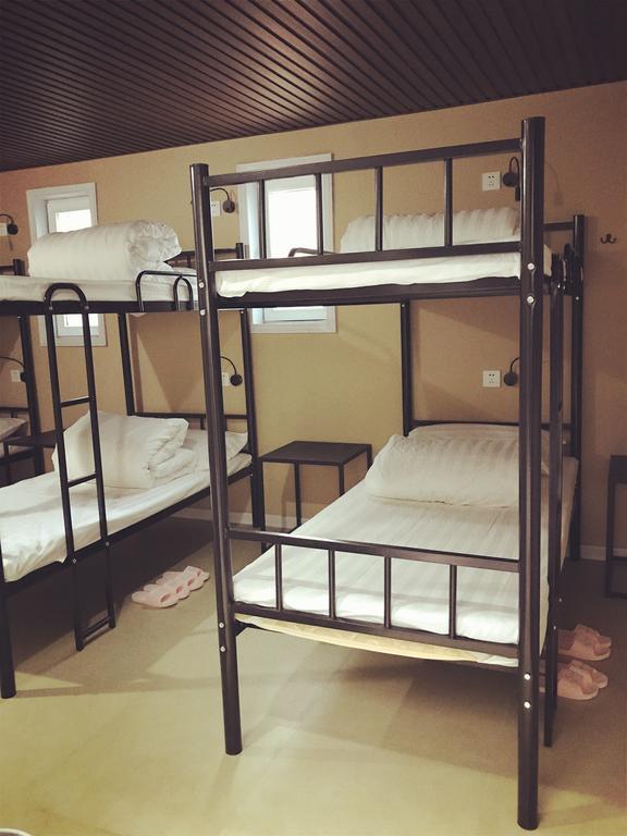 Lantian Garden Hostel Циндао Екстериор снимка