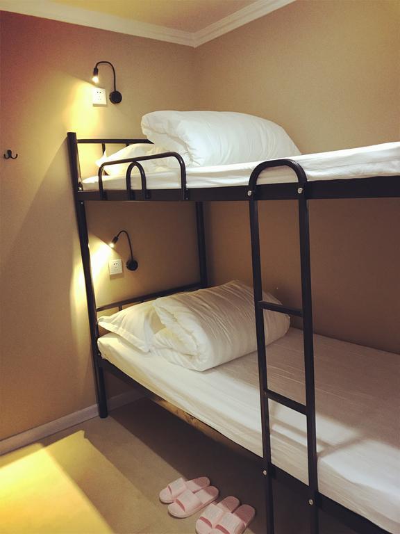 Lantian Garden Hostel Циндао Екстериор снимка